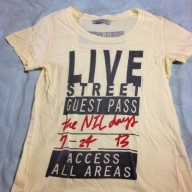 Tシャツ