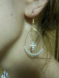 ピアス